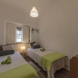 https://sintra-wine-apartment.hotels-lisbon-portugal.com